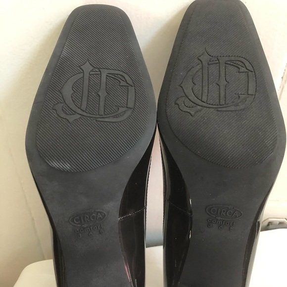 NWT Circa Joan & David Mara Pewter Heels, Size 8 - Picture 5 of 5